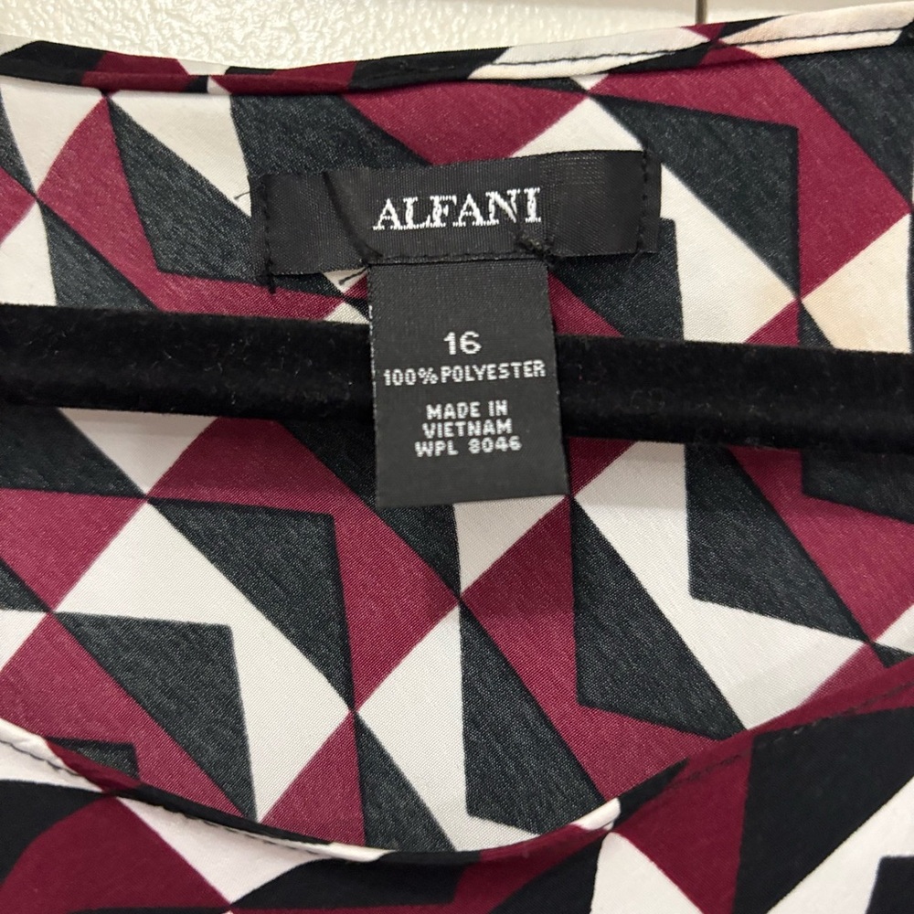 Alfani burgandy and Black Graphic Asymmetrical Tunic - Picture 3 of 4